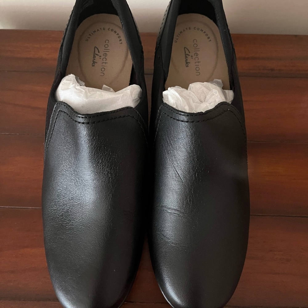 Brand new Clarks Emily Amelia black shoes
